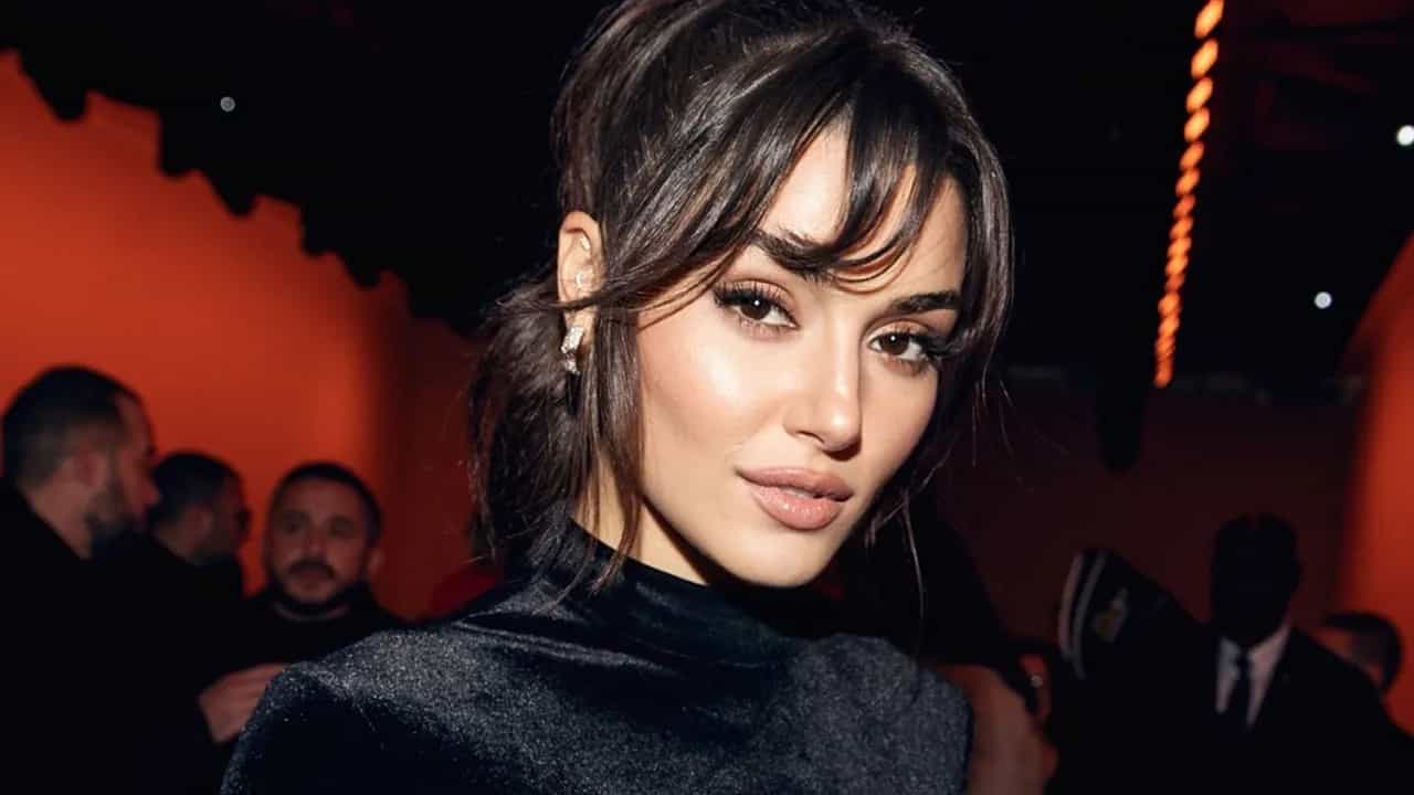 Hande Erçel’in 24 saatlik reklam kazancı gündem oldu! İşte dudak uçuklatan ücret