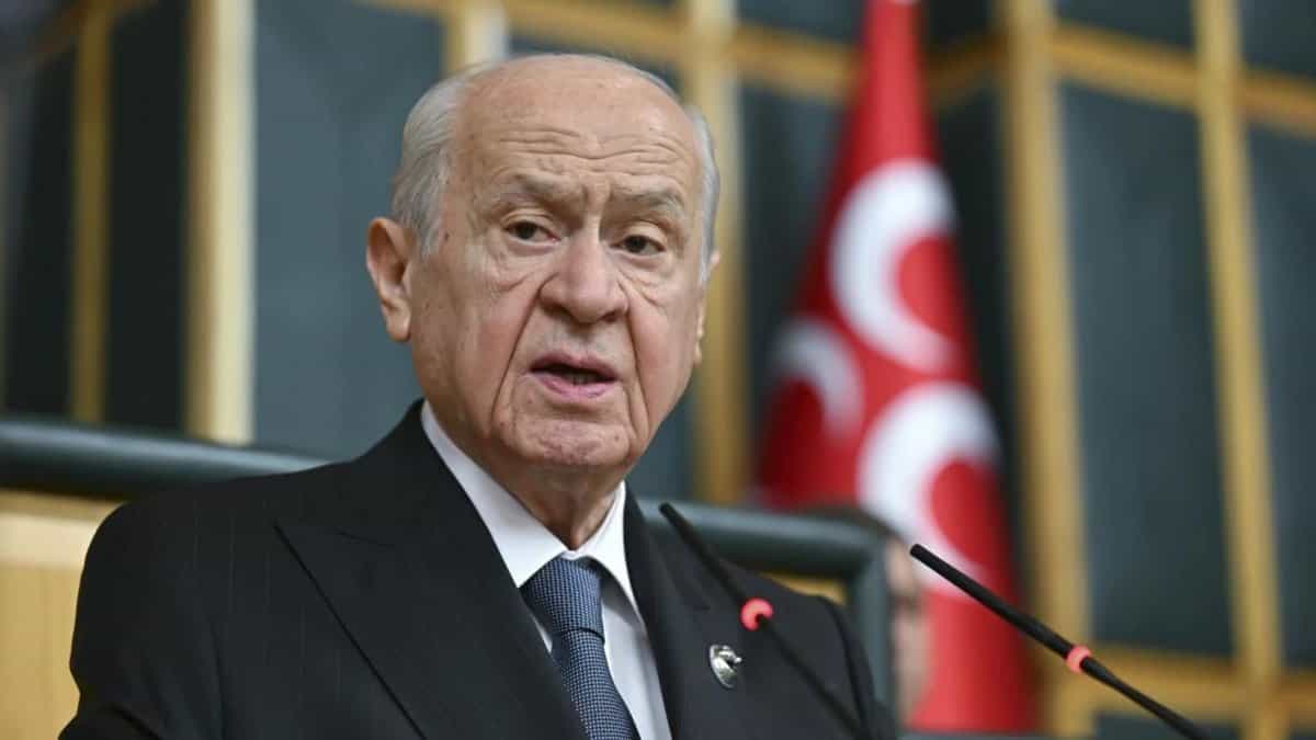 Bahçeli’den Cumhuriyet bayramı mesajı: ‘Bu mukaddes emaneti geleceğe taşıyacağız’