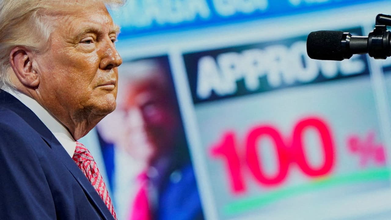 ABD'de Ara Seçim Öncesi Trump'a Anket Darbesi! Halkın Memnuniyetsizliği Artıyor!