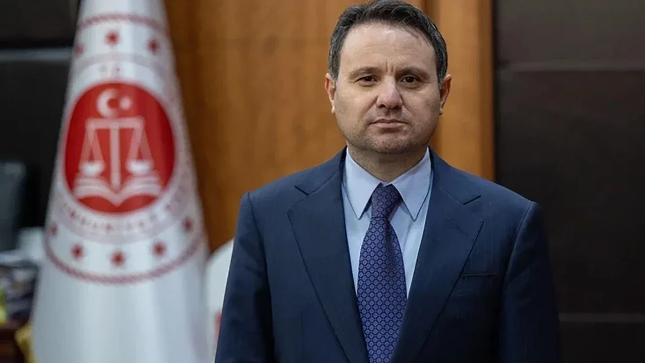 Bakan Gürlek: “Hakikatin izini sürmekten ve adaletin tecellisi için çalışmaktan vazgeçmeyeceğiz”