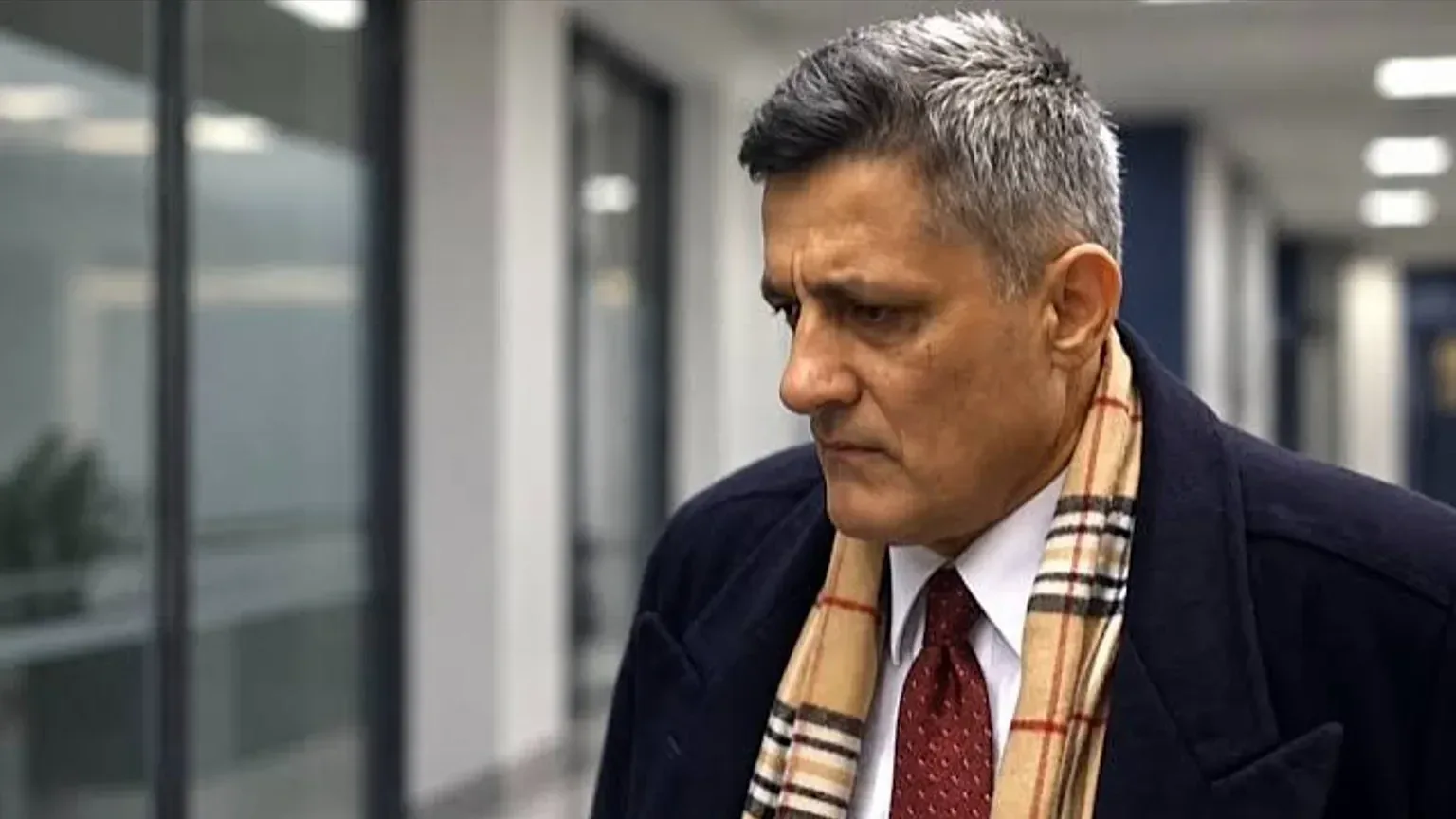 Kozinoğlu'nun açılan mezarından alınan örnekler yeniden kabrine konuldu