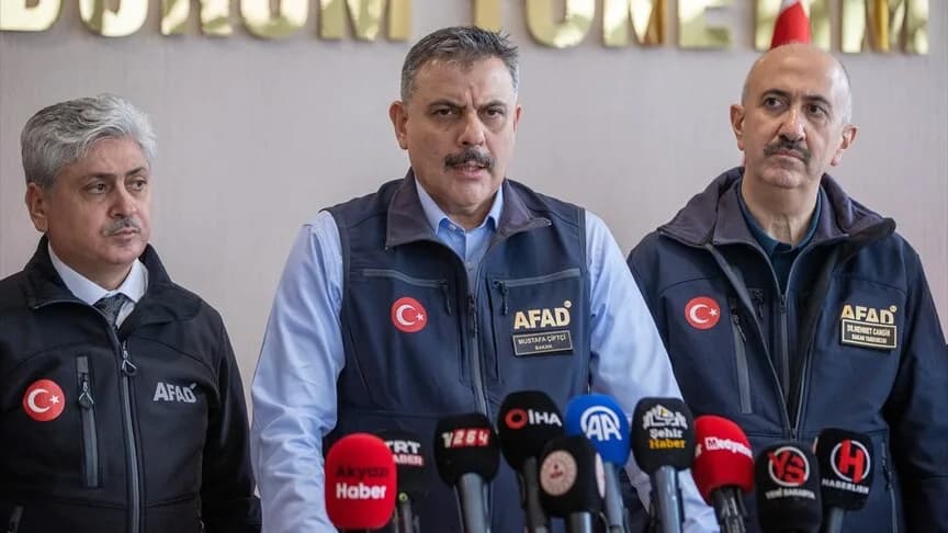 Bakan Çiftçi’den turuncu uyarı verilen iller için evde kalın çağrısı