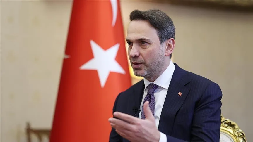 Bakan Bayraktar duyurdu: “Elektrik ve doğal gaza zam planı yok”