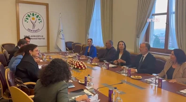 AKPM heyeti TBMM'de DEM Parti Grubu ile görüştü