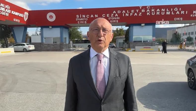 Utku Çakırözer, gazetecileri cezaevinde ziyaret etti: Elinizi gazetecilerin, basının üzerinden çekin