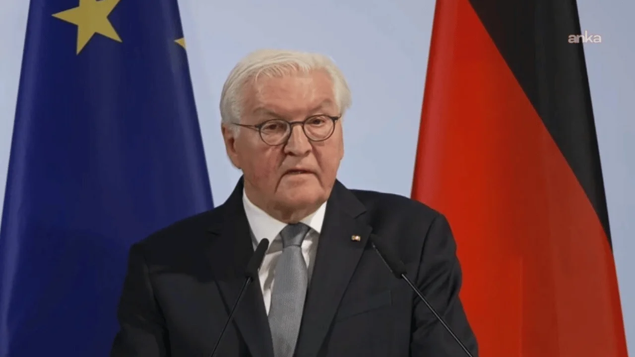 Almanya Birliği Günü'nde Cumhurbaşkanı Steinmeier'den demokrasi uyarısı