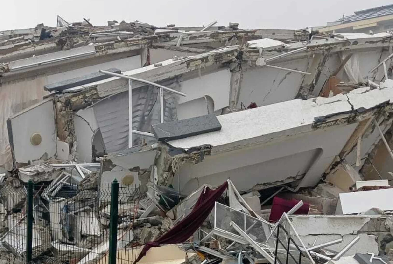 Bulut Apartmanı soruşturması: 6 kamu görevlisine soruşturma izni