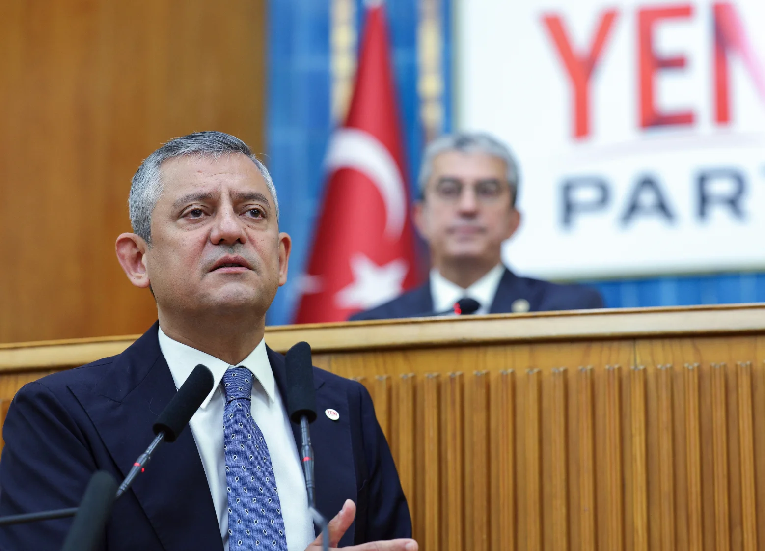 YENİ Parti Genel Başkanı Özgür Özel'den fon krizi açıklaması: Atayan AK Partili, atanan AK Partili, soyan AK Partili