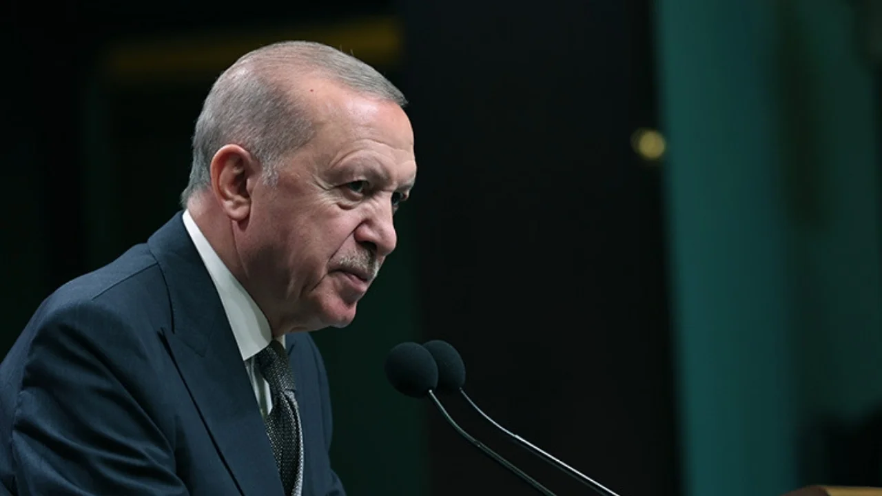 Erdoğan: Kadrolarımıza haysiyet cellatlığı yapılmasına müsaade etmeyeceğiz