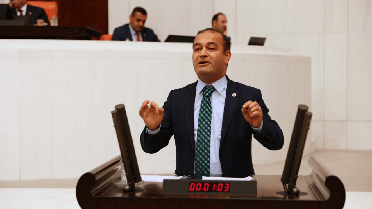 Özgür Karabat: 25 gün boyunca açıklamadınız, bize verin yirmi beş dakikada açıklayalım