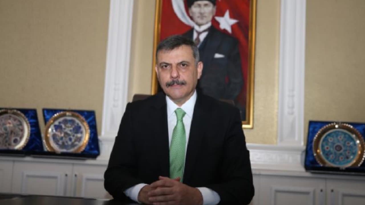 Adana ve Osmaniye'de peş peşe 3 deprem: Bakan Çiftçi'den ilk açıklama