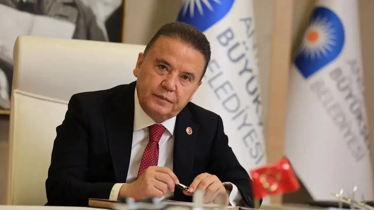Muhittin Böcek butlana göz kırptı