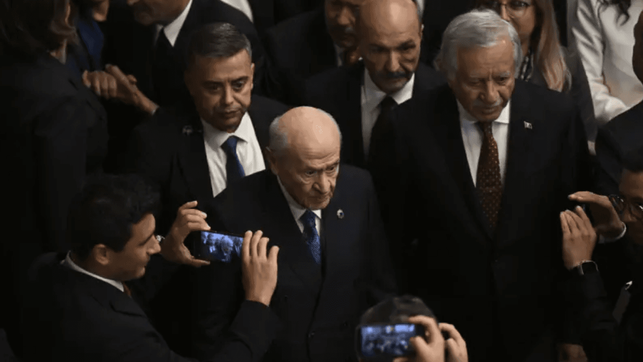 Bahçeli, Demirtaş'ın tahliyesine ilişkin soruya yanıt verdi