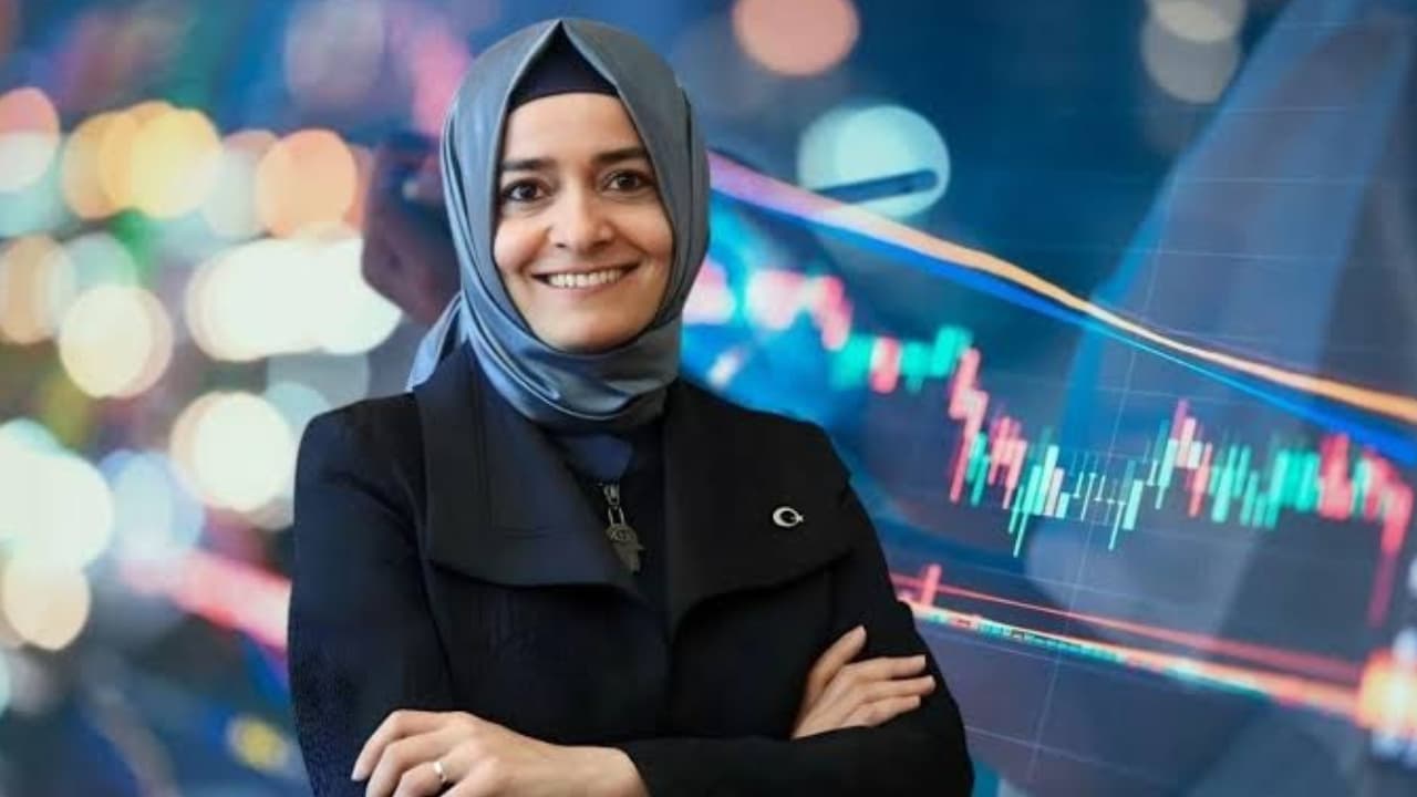 Fatma Betül Sayan Kaya'ya bir kapı daha kapandı: Doktorluğa da dönemiyor!