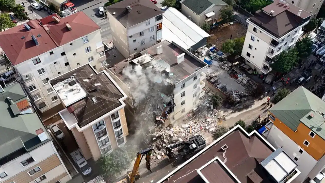 Maltepe’de çöken binayla ilgili İstanbul Valisi Gül’den yeni açıklama