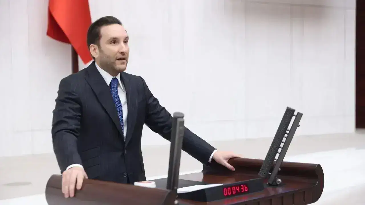 YENİ Parti Milletvekili Bilal Bilici, Obama Vakfı'nın liderler programına seçildi