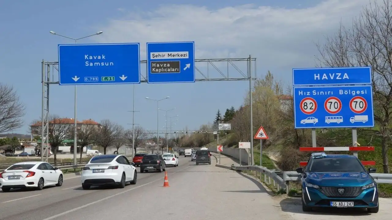 Bakan açıkladı: İki il arası mesafe 2,5 saate düşüyor