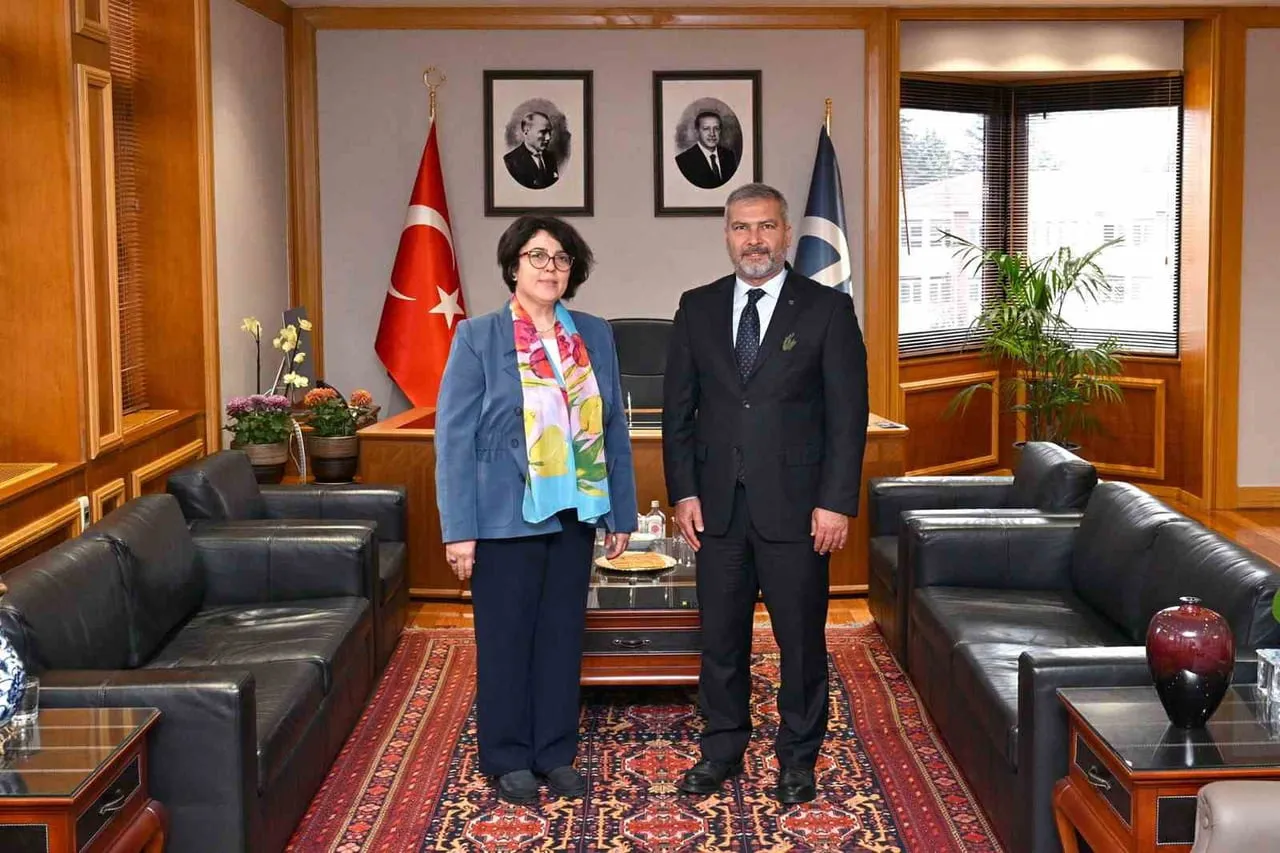 Rektör Gümüşsoy'dan Adıgüzel'e dostluk ve iş birliği ziyareti