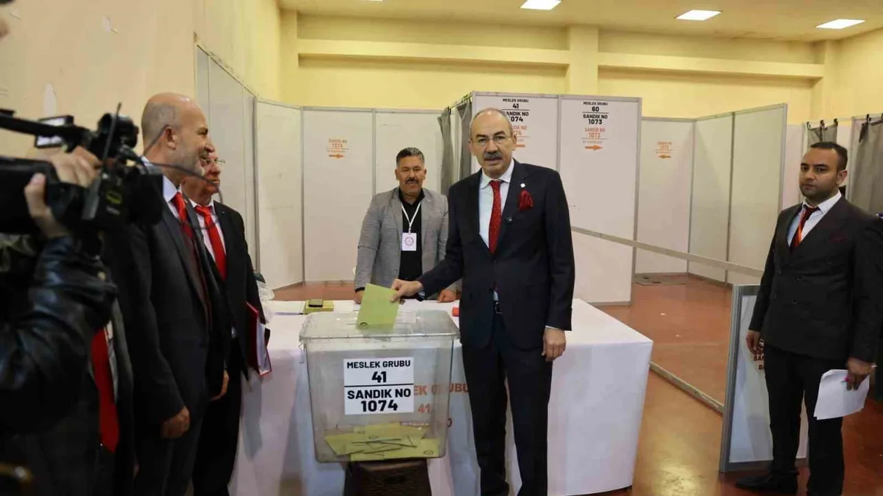 Kayseri ticaret odası seçimlerinde Ömer Gülsoy 60 komitede öne çıktı