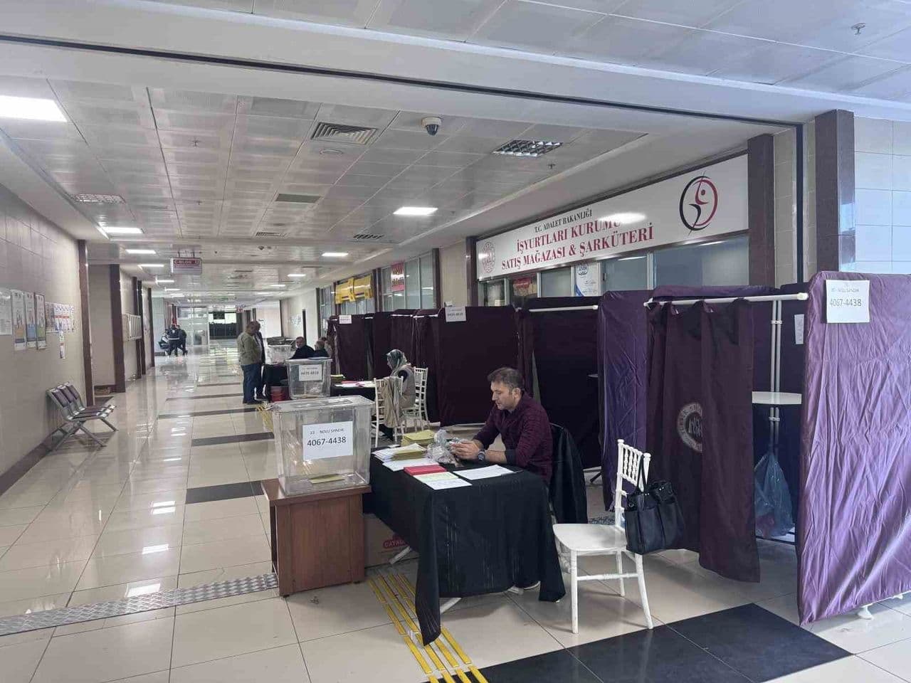 Kayseri barosu'nda üç adaylı başkanlık yarışı sandığa yansıdı