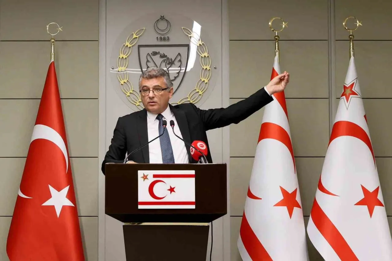 Erhürman: karma evlilik çocuklarının AB yurttaşlığı insan hakları sorunudur