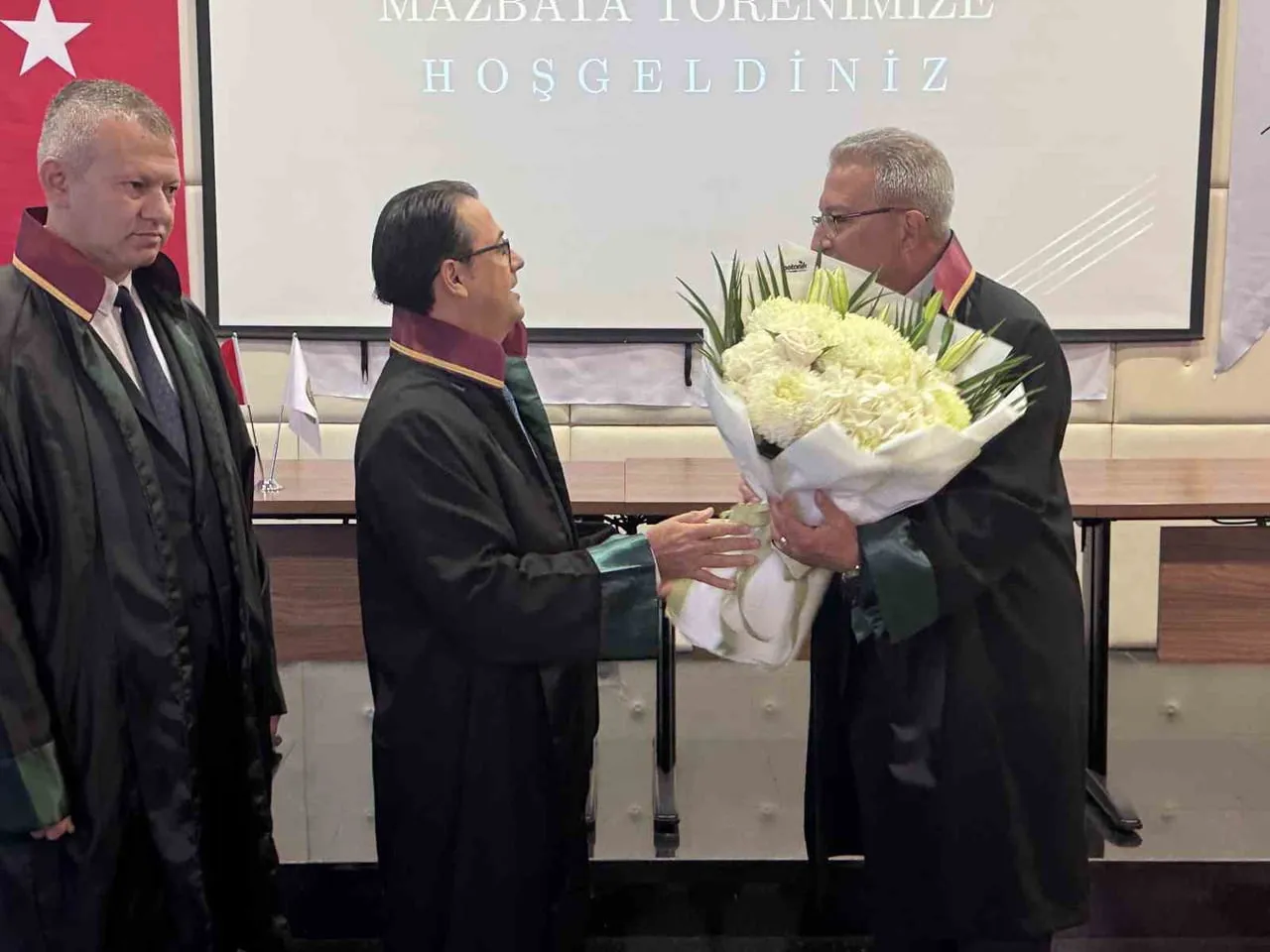 Yeni dönemde mazbatasını alan başkan Murat Tolga Özsoy göreve başladı