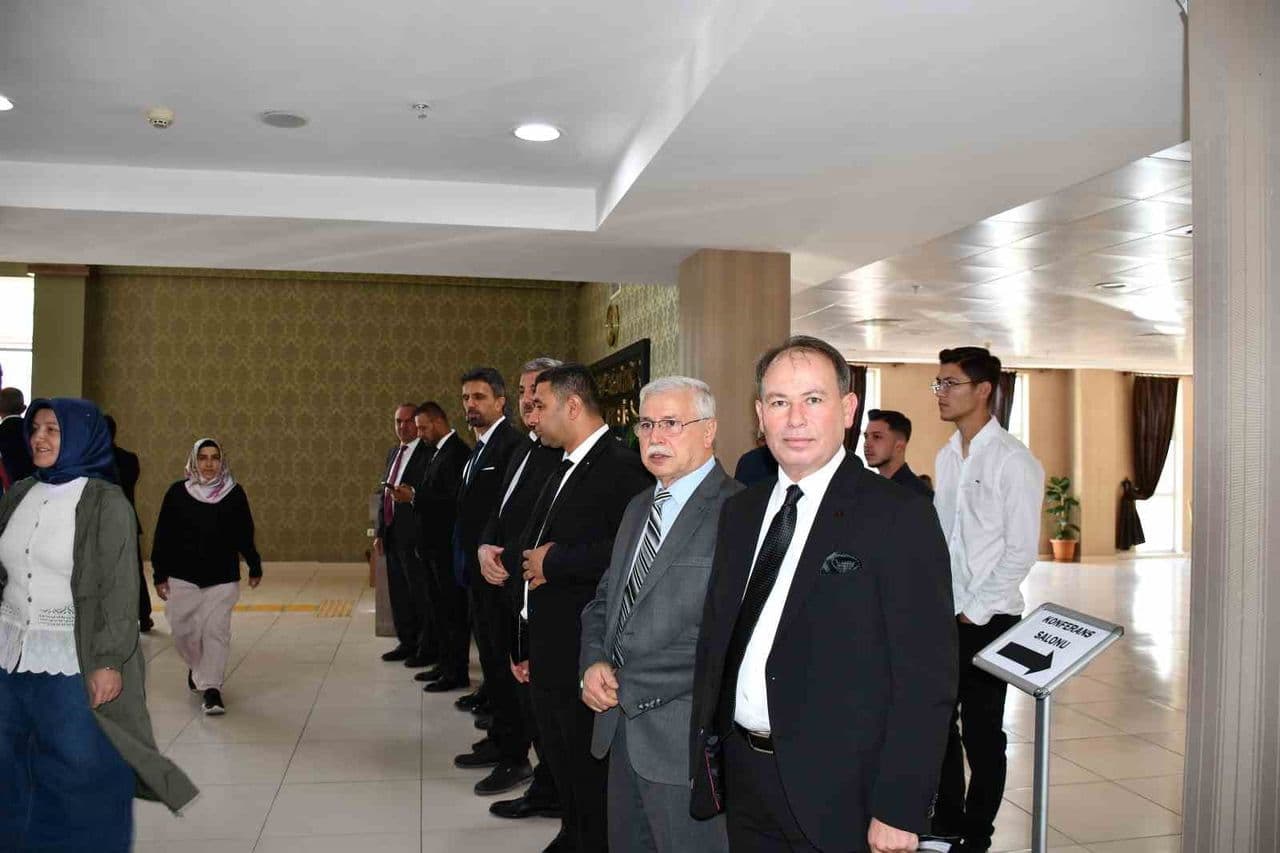Vezirköprü TSO'da sarı liste üç meslek grubunu kazanarak başkanlığı getirdi