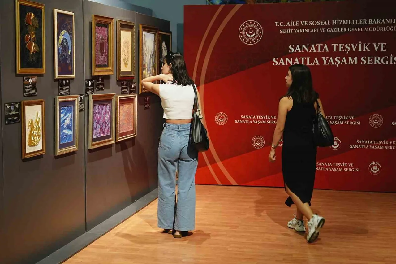 GastroAntep festivali şehirde kültür, sanat ve çocuk etkinlikleriyle dolaşıma çıktı