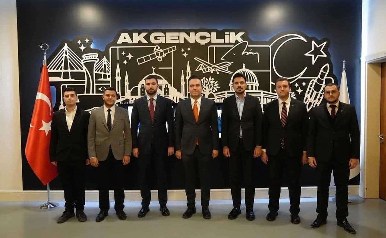 Kütahya'da AK Parti gençlik kollarında yeni dönem: Oğuzhan İnce atandı