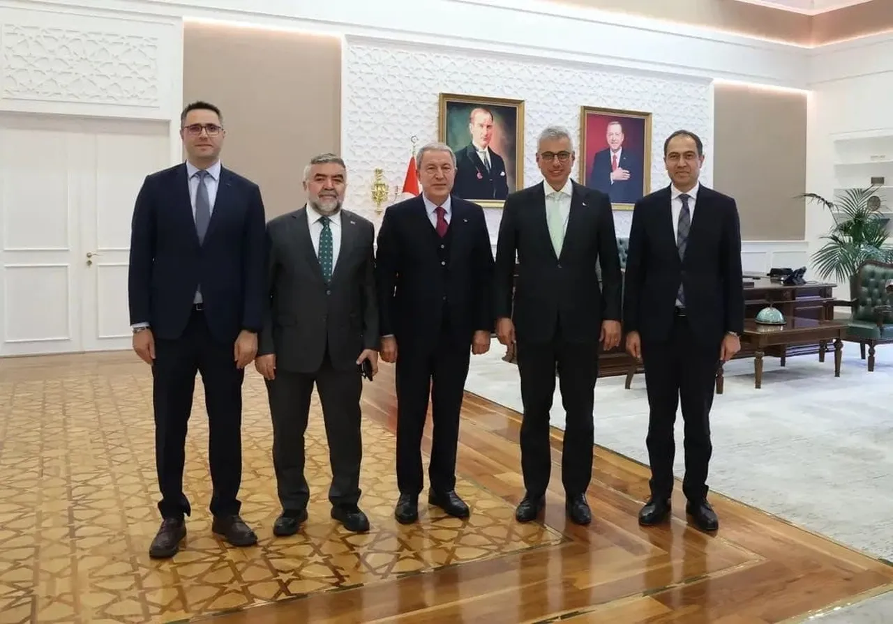 Kayseri'nin sağlık kapasitesi ve yatırımları bakanla masaya yatırıldı