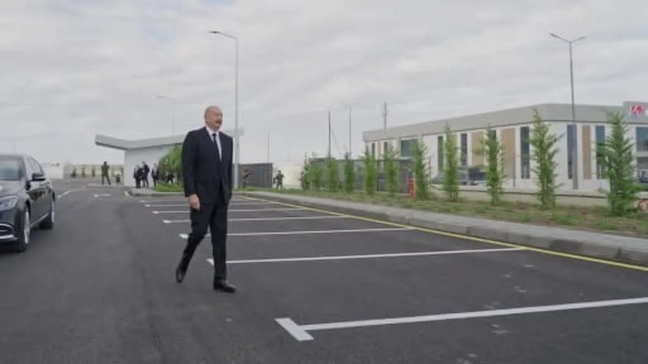 Bölgesel ilaç üretiminde yeni merkez: Bakü'de 401 milyon liralık tesis açıldı