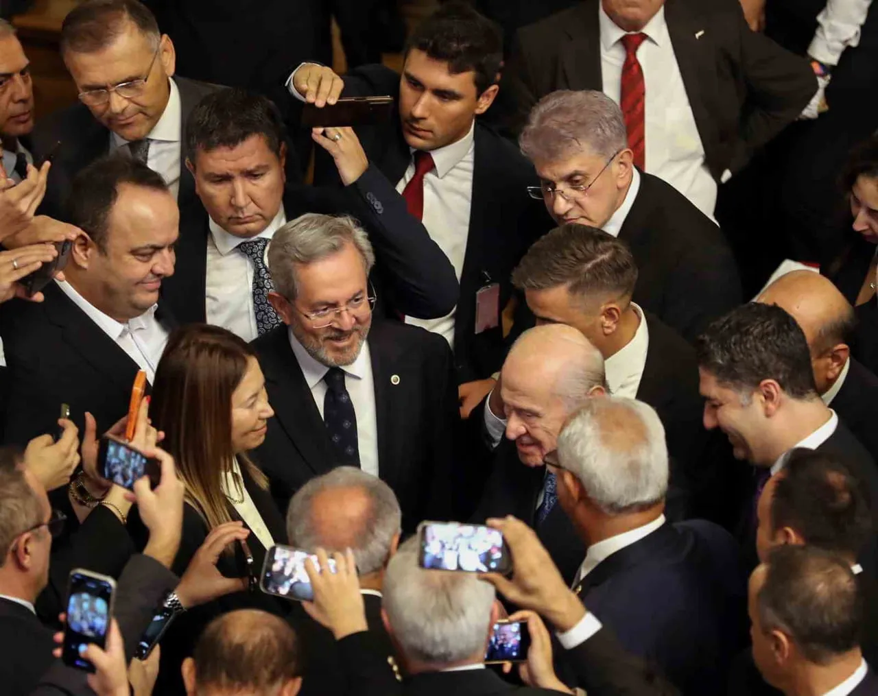 Rektör Fatma Aydın meclis resepsiyonunda üniversiteyi temsil etti