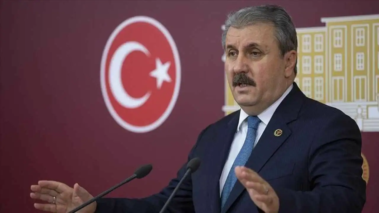 Mustafa Destici'den Gazze mesajı: Hiçbir kız çocuğunun kaderi savaş olmamalı
