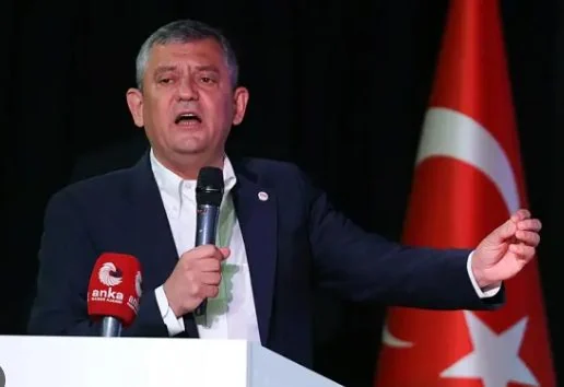 Yeni Parti'de Adaylık Krizi!