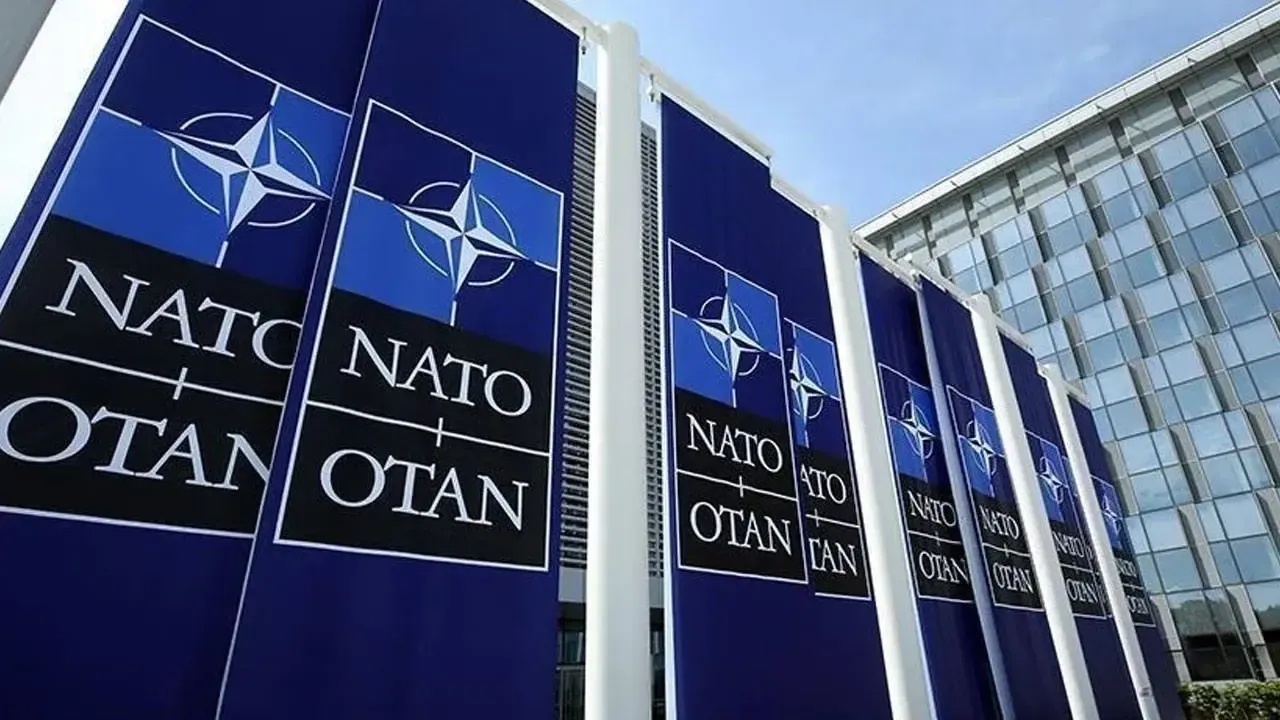 Fransa'nın solcu adayı: Çocuklarımız NATO için ölemez