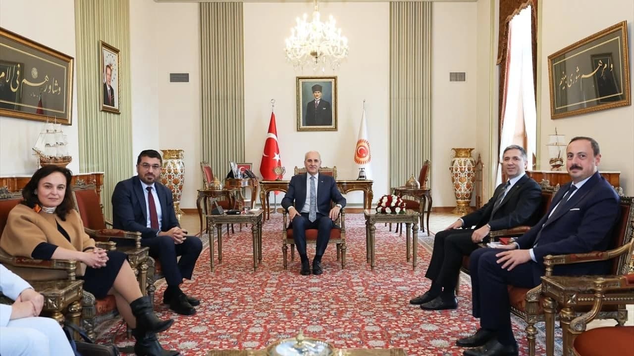 TBMM Başkanı Kurtulmuş, Almanya-Türkiye Parlamentolar Arası Dostluk Grubu Başkanı Yüksel'i kabul etti