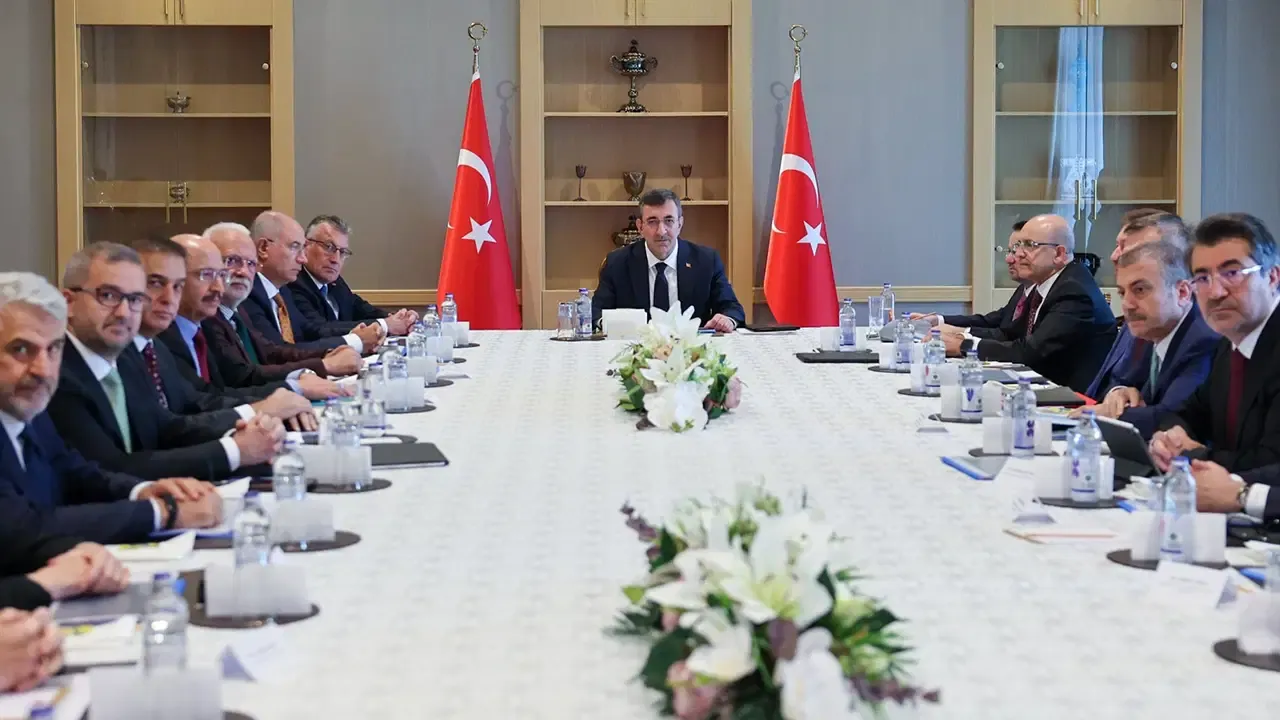 Selvi: AK Parti, komisyon kurulmasına karşı çıktı; ben doğru bulmayanlardanım
