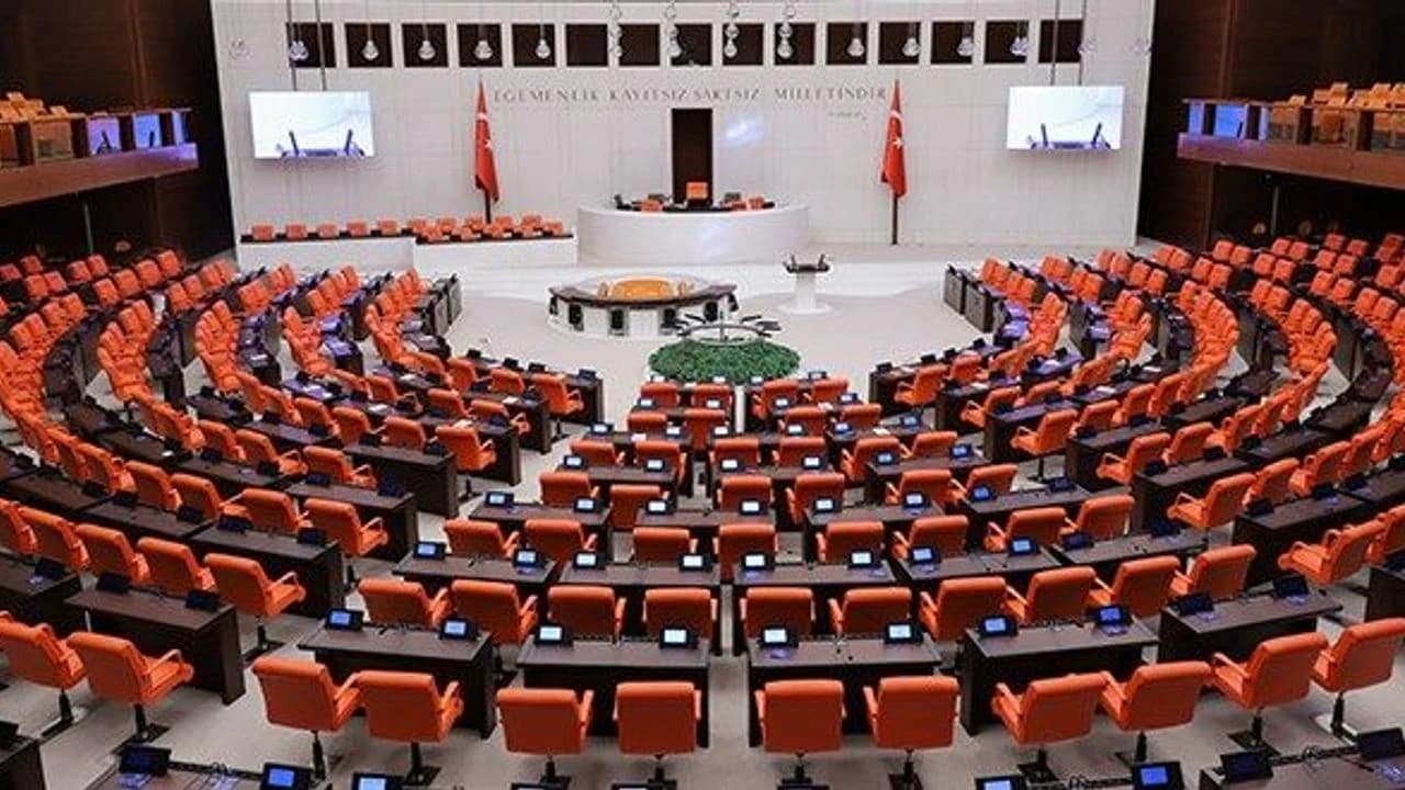 TBMM komisyonunda fon mağdurlarına yapılacak ödemelerin hesaplama yöntemi değiştirildi