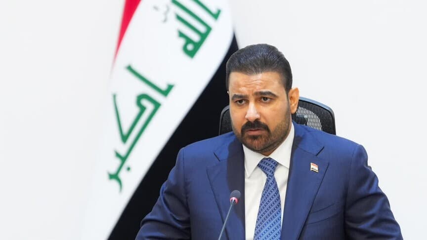 Irak Başbakanı: Beş grup silahlarını teslim etmeyi kabul etti, üçü teslim de etti