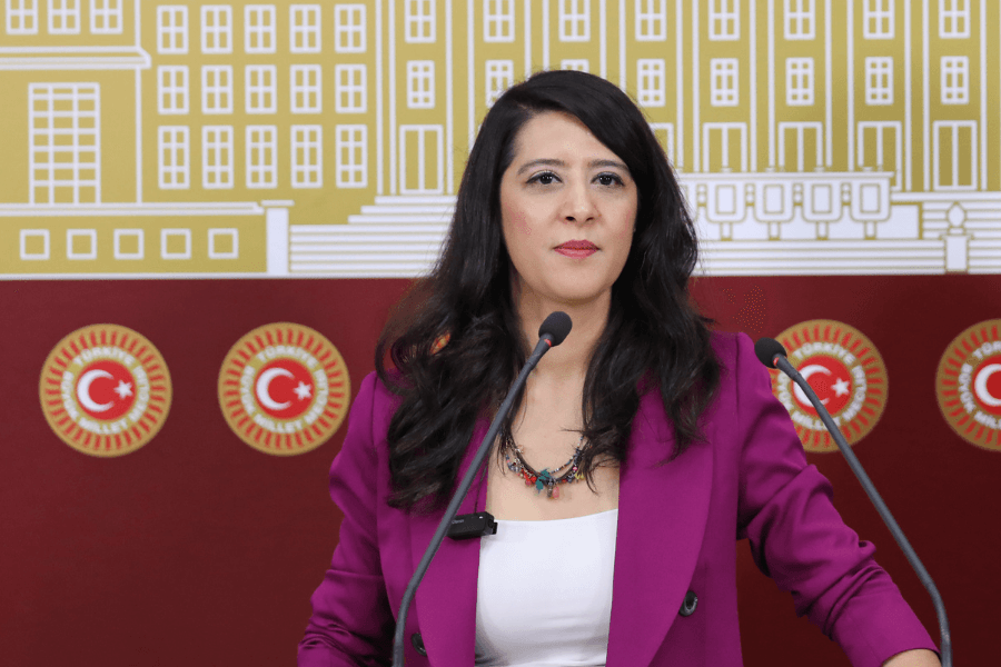 Sevda Karaca’dan Gaziantep’teki taciz davası için dayanışma çağrısı: ‘Kadın işçiler yalnız değildir’