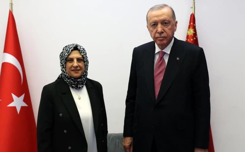 AK Parti’de Fatma Betül Sayan Kaya’nın yerine Hülya Terzioğlu atandı