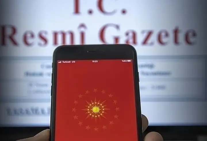 SON DAKİKA | Resmi gazete'de yayımlandı: Sanal medyada 15 yaş düzenlemesi