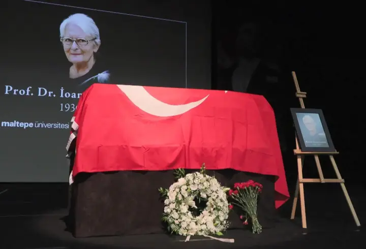 Prof. Dr. İoanna Kuçuradi son yolculuğuna uğurlandı