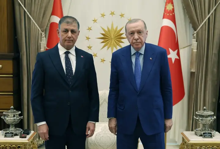 Ankara kulislerinde gözler 7 Ekim'de: Cemil Tugay AK Parti'ye mi geçiyor?
