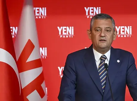Yeni Parti Genel Başkanı Özel'den Cemil Tugay açıklaması