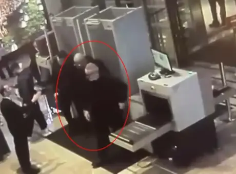 Son dakika... Maslak'ta iş insanını sahte polis kimliğiyle kaçırdılar! 7,5 milyon liralık saatini gasbedip 2 milyon dolar fidye istediler