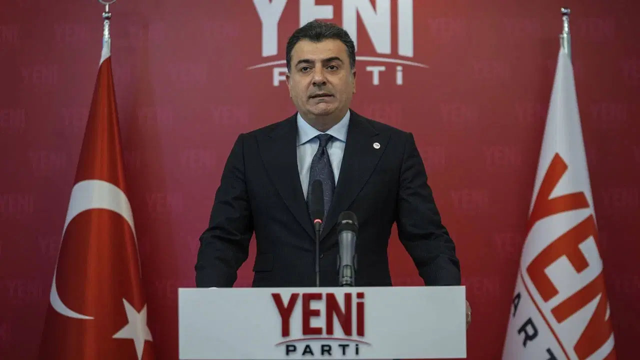 YENİ Parti Sözcüsü Zeynel Emre: "19 Mart'tan bugüne dek kurulan kumpasların maliyeti 500 milyar doların üzerinde”