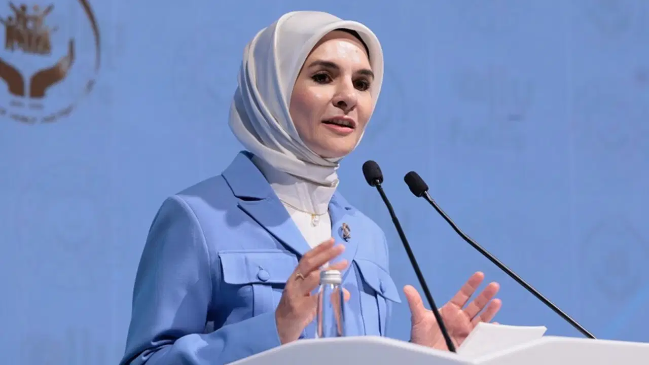Adı fon iddialarıyla anılmıştı... Bakan Mahinur Özdemir Göktaş'tan ilk açıklama