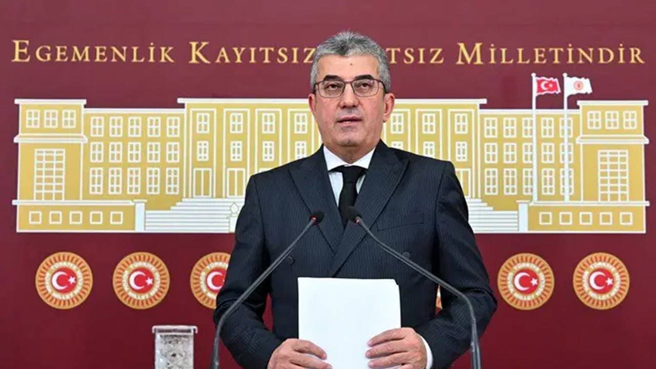 Gökhan Günaydın'dan 'asgari ücret' çağrısı: 'Çıkartın, sökülün çaldığınız paraları'