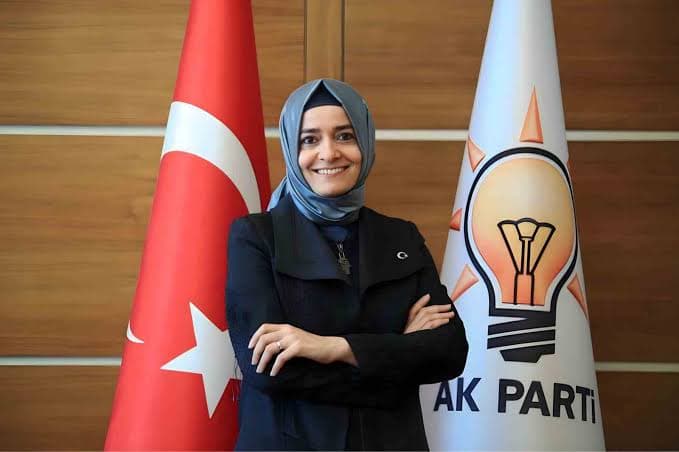 Fon krizi: Fatma Betül Sayan Kaya ve eşi ifadeye çağrıldı